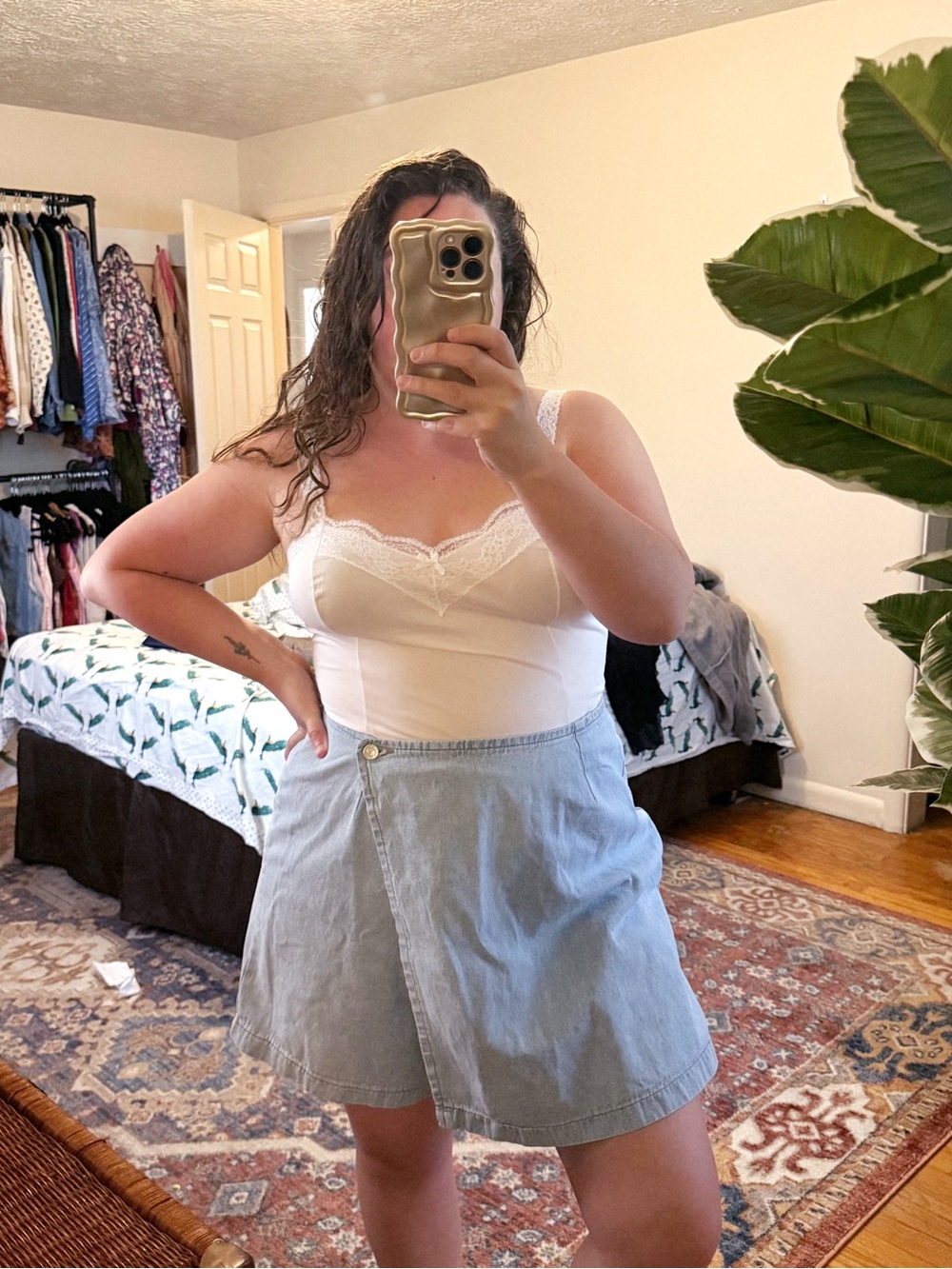 Vintage Venezia Jeans light wash denim skort